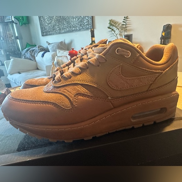 Nike Air Max 1 ‘87 Lux - Ale Brown 7.5 US - Picture 6 of 8